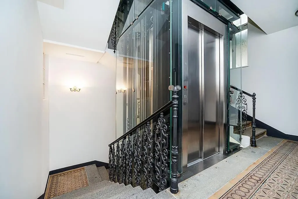 Amazing 2-Bedroom With Terrace And Air-Condition Prague Czech Republic