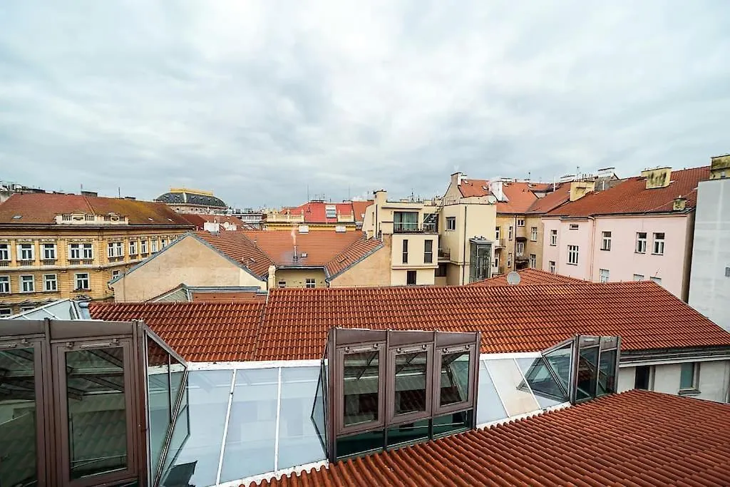 Apartment Amazing 2-Bedroom With Terrace And Air-Condition Prague Czech Republic